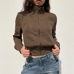 Women’s Cropped Zip-Up Jacket with Fitted Waist and Sporty Minimalist Design