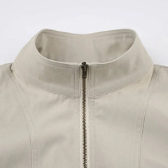 Women’s Cropped Zip-Up Jacket with Fitted Waist and Sporty Minimalist Design