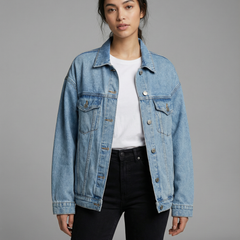 Women’s Oversized Denim Jacket with Classic Collar and Relaxed Streetwear Fit