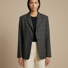Women’s Oversized Checkered Blazer with Structured Shoulders and Modern Tailored Fit