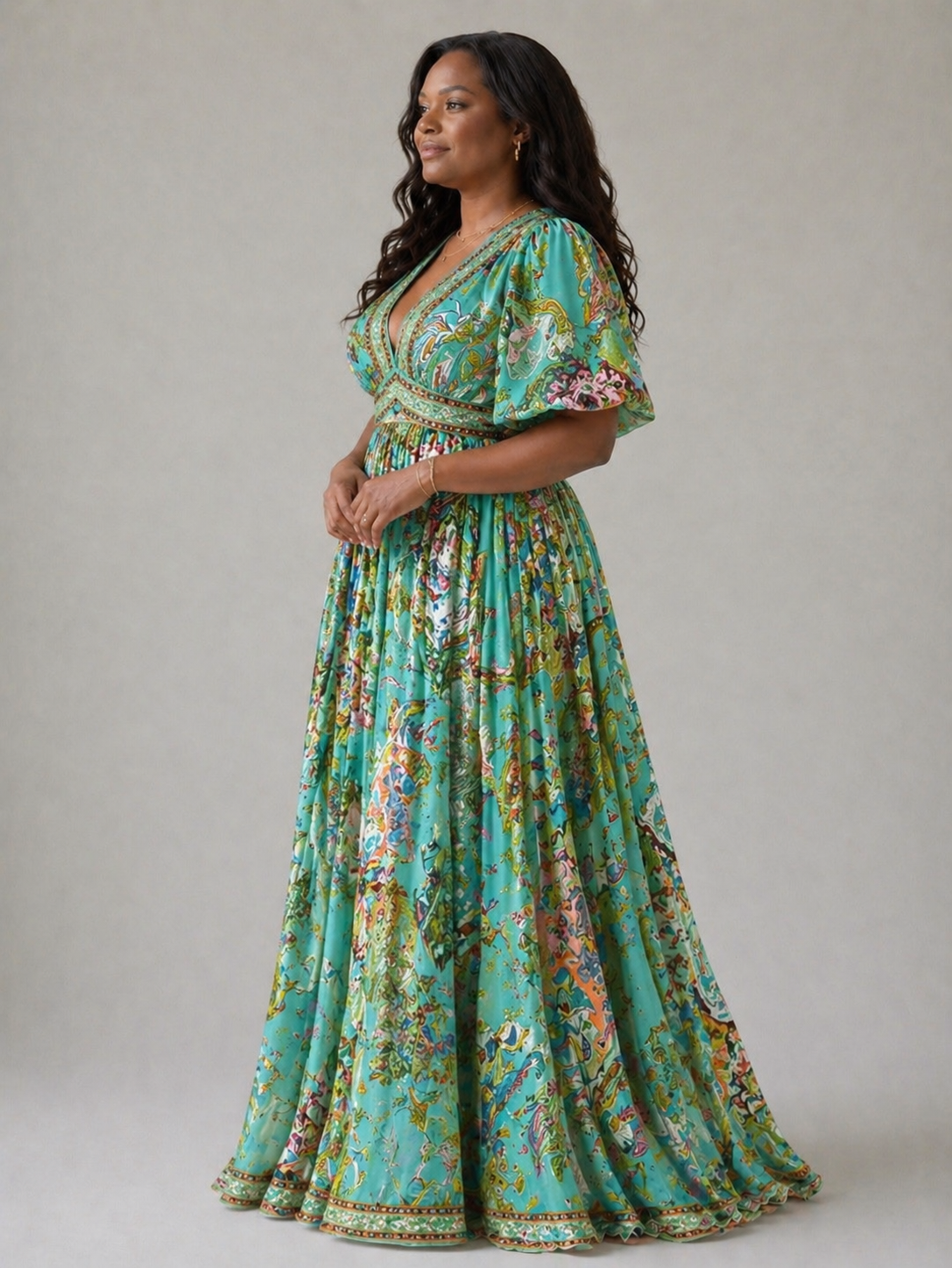 Olivia New York™ | Airy maxi dress with puff sleeves and V-neck