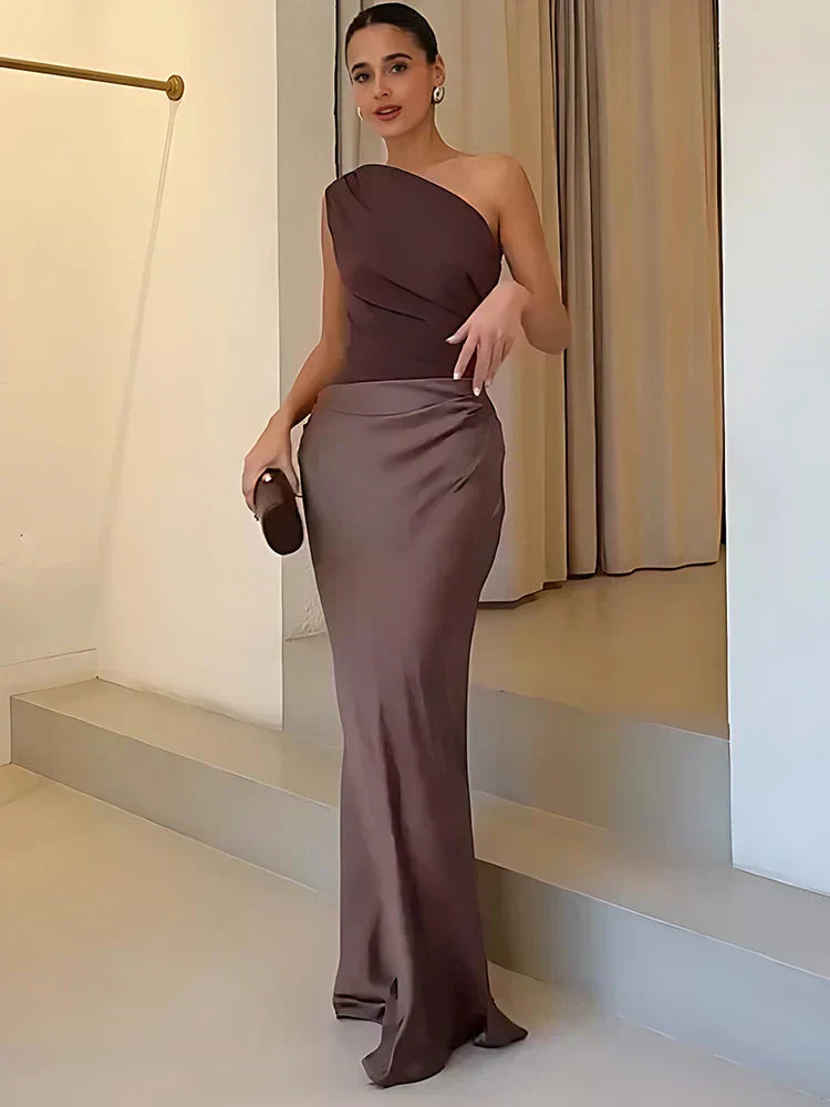 Olivia New York™ | Maxi Dress with a Guilt in Satin