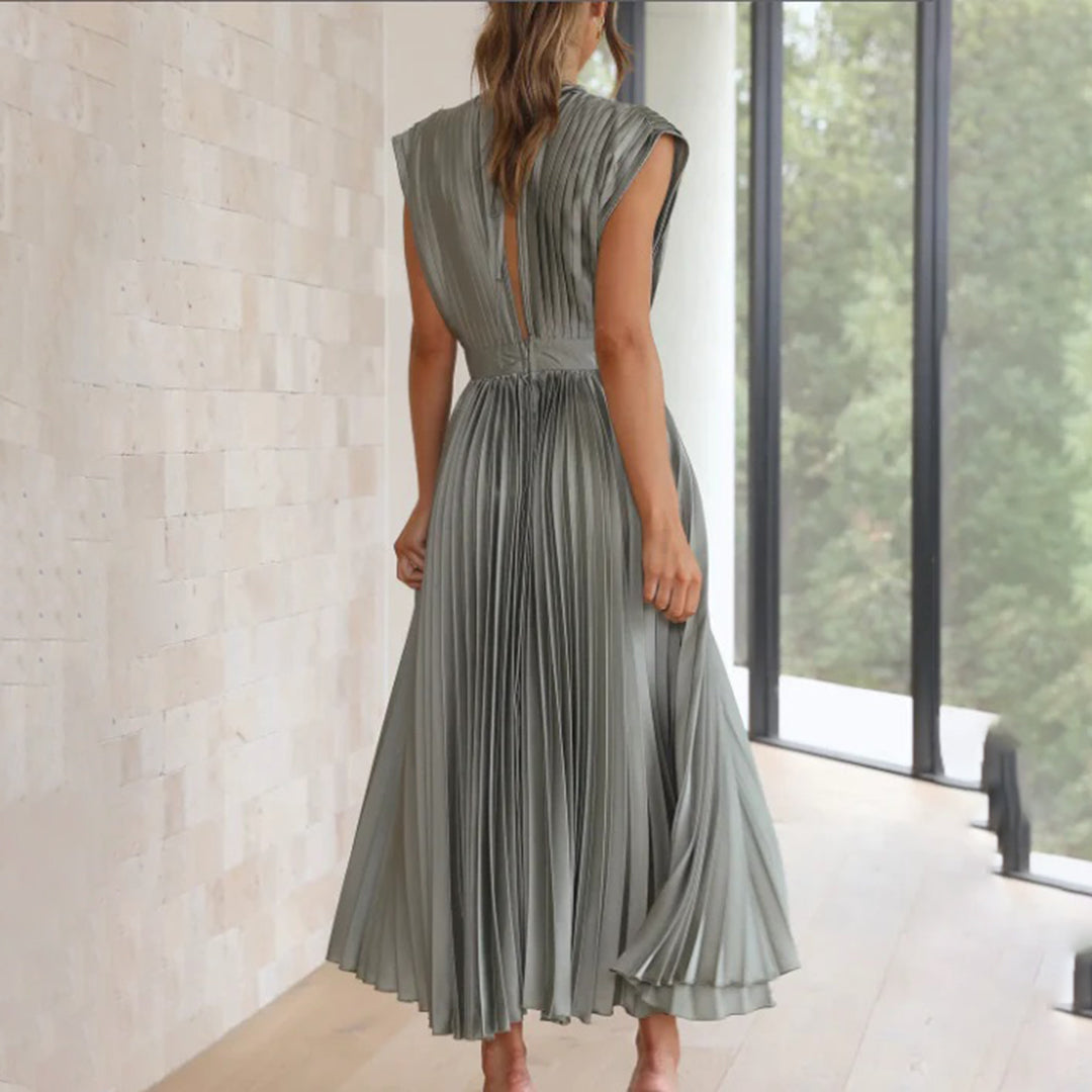 Olivia New York™ | Timeless Pleated Midi Dress
